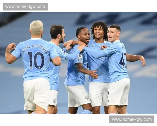 曼城主场击退富罕延续连胜 积分榜上紧追阿森纳 曼城主场击退富罕延续连胜 积分榜上紧追阿森纳