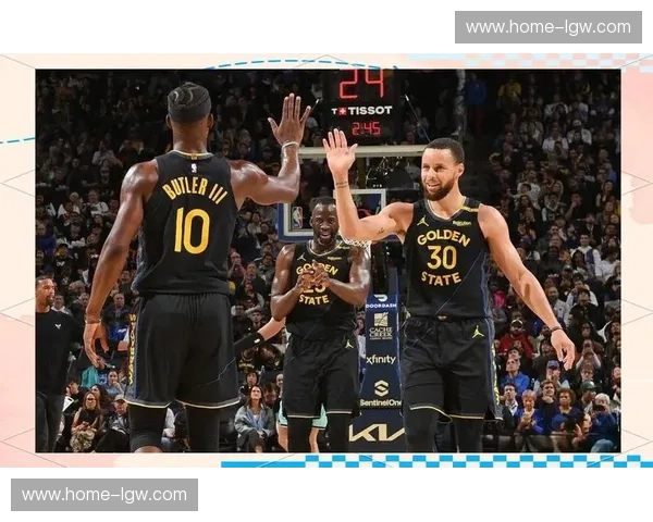 西部季后赛席位竞争白热化 多支球队胜场差极为接近 西部季后赛席位竞争白热化 多支球队胜场差极为接近